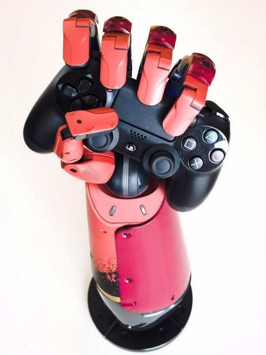 《合金装备5：幻痛》PS4新款CUH-1200独家实物曝光