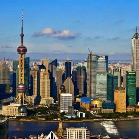 《基建狂魔春促狂欢！生存建造游戏独家折扣速抢》