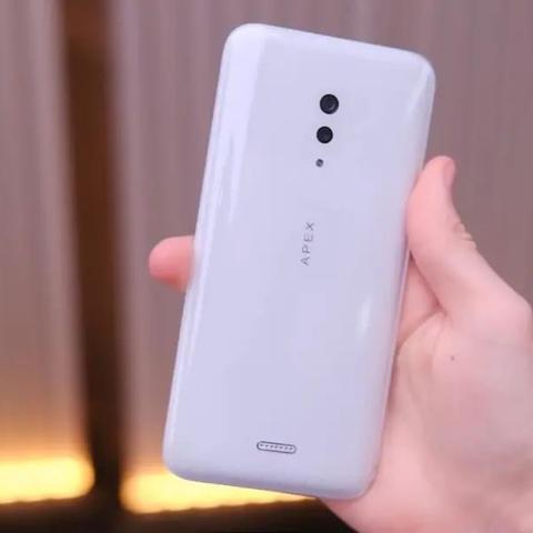 雷军首曝小米可换镜手机！磁吸外接镜头啥体验?