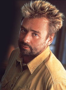 小岛秀夫与法国名导亲密合影，揭秘多部禁片背后的故事