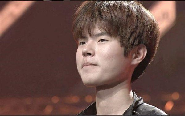 Deft抱怨征兵:凭啥我早早被抽到了 而别人就不用服役?|巅峰期征兵告别赛场引热议