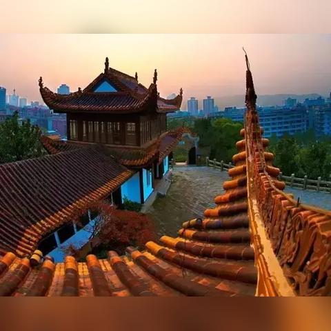 《明末》首发狂欢！揭秘首发日热门平台,你会在哪畅游?