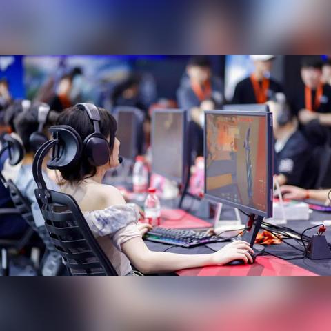 《无畏契约》午夜街头皮肤惊艳亮相！独家演示！