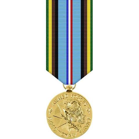 《线条小狗:揭秘动物温泉勋章,隐藏作用大揭秘！》