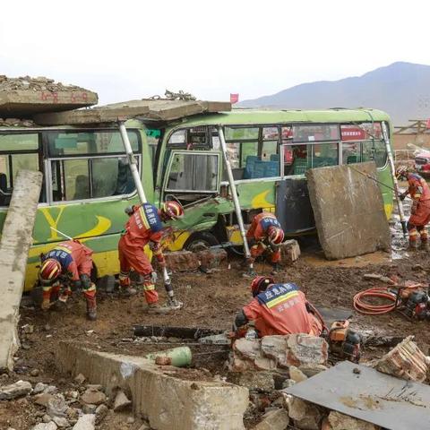 《使命召唤®：现代战争® III 2023》巅峰对决，揭秘高手新境界