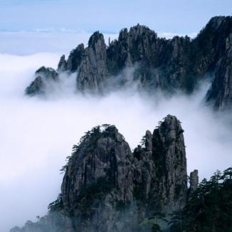 华山五峰剑秘籍深度解析：解锁江湖绝学新境界