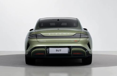 小米汽车SU7版型对比：揭秘不同版本差异