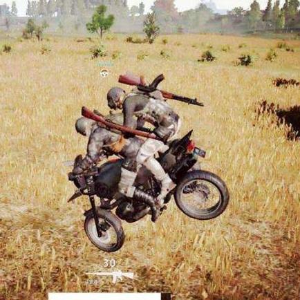 《堡垒之夜》山顶毒圈：大神操作巅峰对决