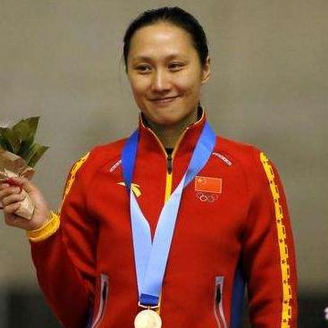 企鹅速滑大挑战！全新冰雪竞技体验