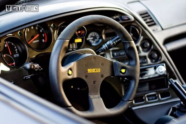 黑魂赛车巅峰挑战，硬核外设定义新纪元