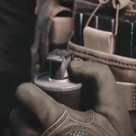 《暗区突围》枪战体验：手心出汗的刺激冒险