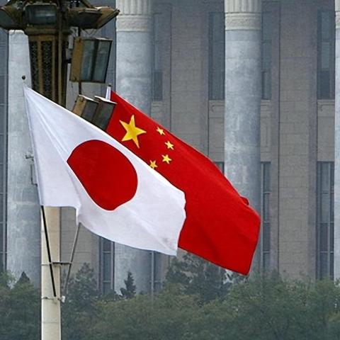 《2025独家揭秘：无尽冬日官网大曝光》