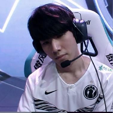 弹幕游戏盘点：热门推荐，人气弹幕游戏大揭秘