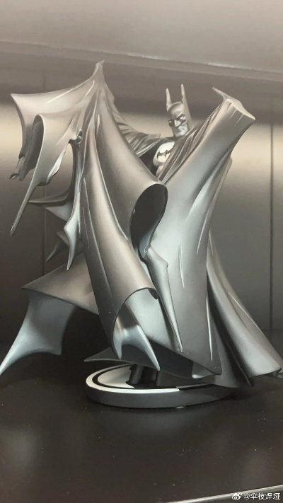 《蝙蝠侠VR》奖杯大揭秘：仅13个奖杯，无白金！