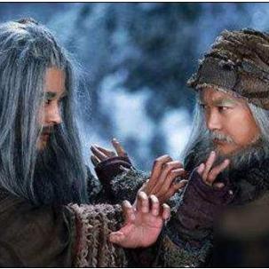 《最终幻想7：重制版》重返巅峰，玩家热议不断！