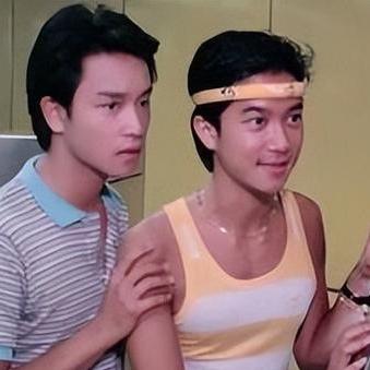 永恒之塔官方下载之谜，2025年为何成顶级玩家必备入口？