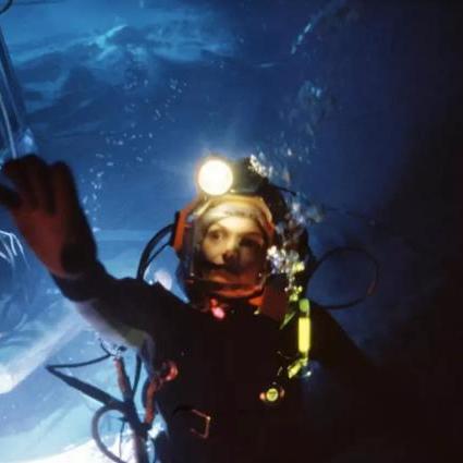 《堡垒之夜》回收系统攻略：轻松掌握资源回收技巧