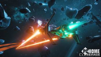 《永恒空间》战斗画面解析：飞船试玩体验分享