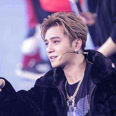 高难度游戏盘点：热门人气排行，挑战极限新体验