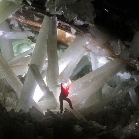 地底探险热潮榜：人气爆棚的地下游戏精选推荐