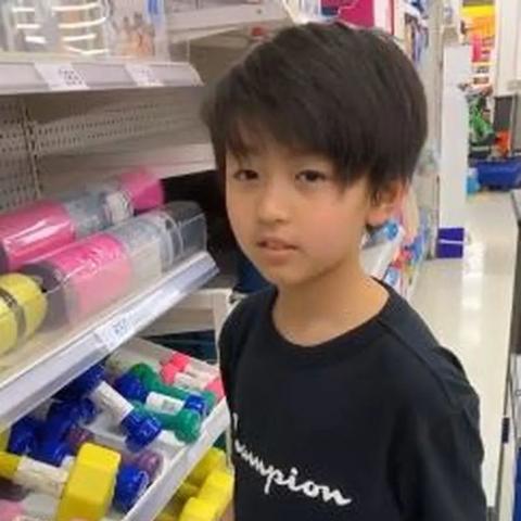 泳池整蛊大揭秘：趣味建造新体验