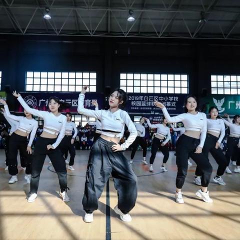 十大热门体育游戏盘点：重温经典，体验竞技魅力