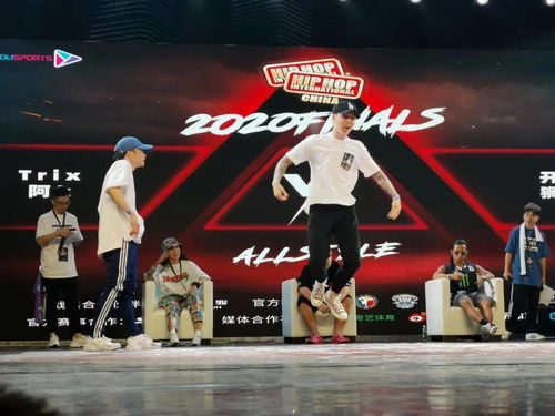 《半神噩梦锦标赛：揭秘全人物夺冠心得》