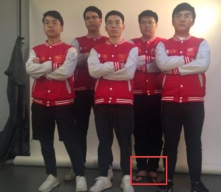 韦神战队绝地求生夺冠，领先第二名1000+分！