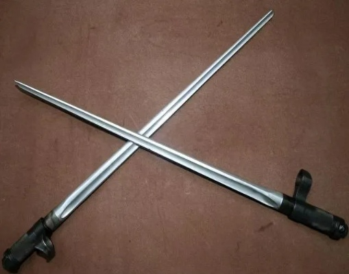 《光与影33号队》六棱刺攻略：独家获取途径揭秘