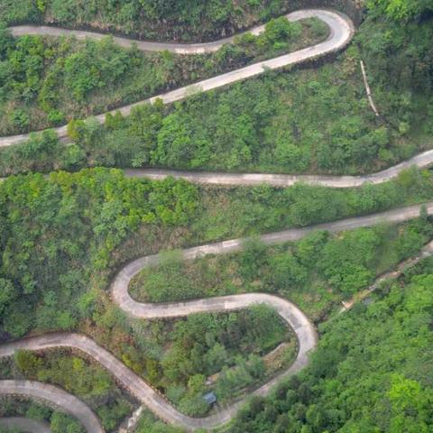 秋名山巅峰对决，喜加一！《狂飙竞速》新体验《Initial Drift Online》