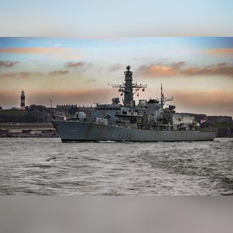 战舰世界新巡洋舰蒙茅斯,怎样提升战斗力?