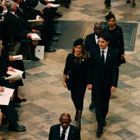 下载热榜揭秘：热门飞机游戏精选推荐