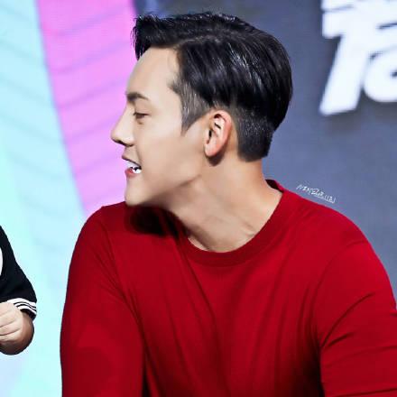 热门合作游戏盘点：揭秘高人气排行新趋势