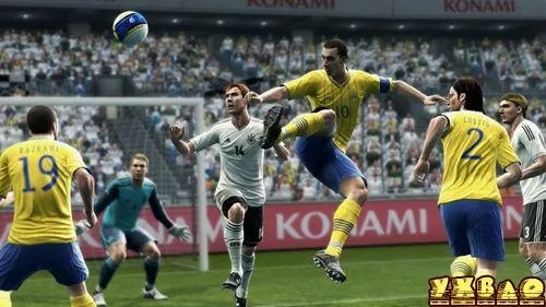 《实况足球2013》预告：剑指EA，王者归来！