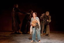 《安魂曲》导演回应：揭秘全新改编版核心揭秘