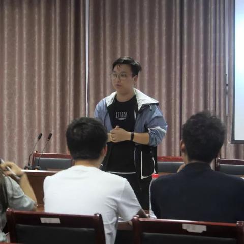 十大热门职场模拟，体验必玩工作游戏精选