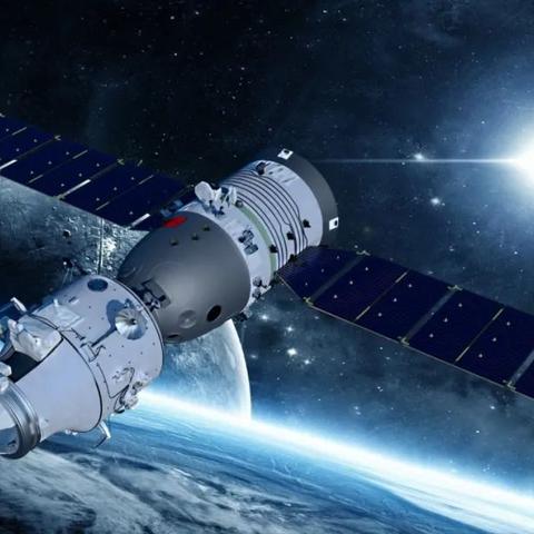 太空飞船游戏人气巅峰，揭秘热门排行榜前十佳作