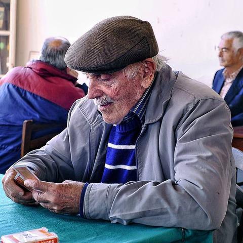 纸牌游戏热度盘点：揭秘十大高人气纸牌游戏排行