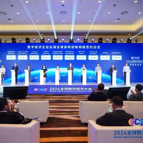 2024年度热榜揭晓：十大人气战场游戏盘点，创新力MAX！