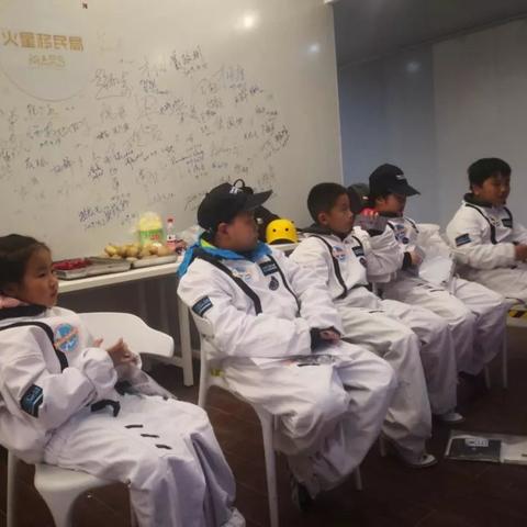 生活模拟游戏盘点：热门排行揭示趣味新体验