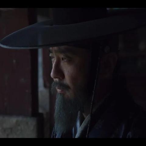 王权争霸：富贵自律，权谋巅峰