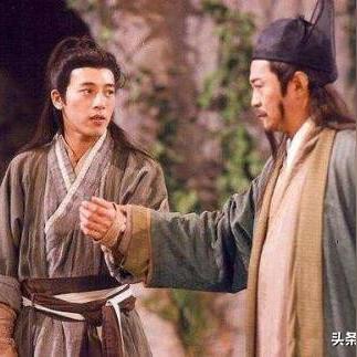 2025年笑傲江湖ol好玩吗？新手入坑门派选择与实战避坑全攻略