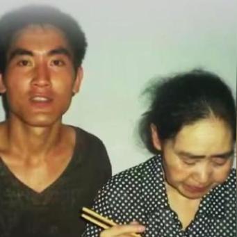 揭秘2025变态征途私服，高爆率版本搬砖与选服门道