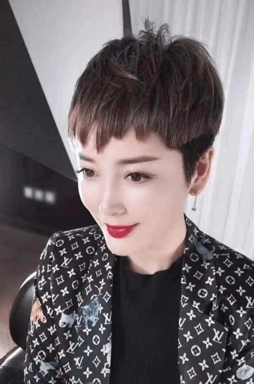 二次元美腿老师类型深度解析，2026年必入的绝美腿型角色推荐