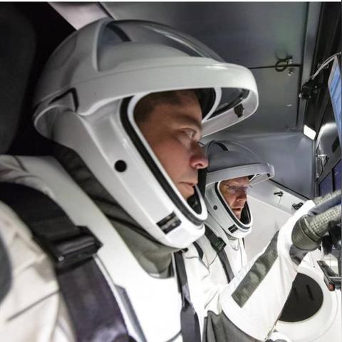 太空飞船游戏大全 高人气太空飞船游戏排行榜前十