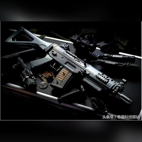 拒绝AK47？SG552瞄准镜玩法全揭秘，2025实战数据