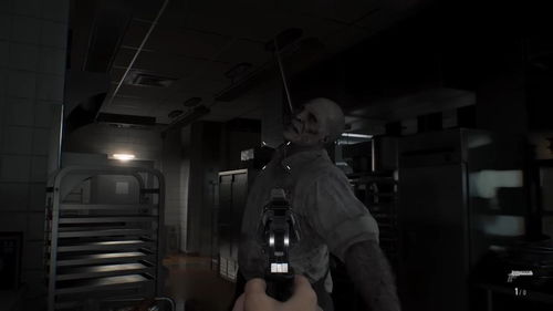 买生化危机，安魂曲送健身杆，运动解压两不误