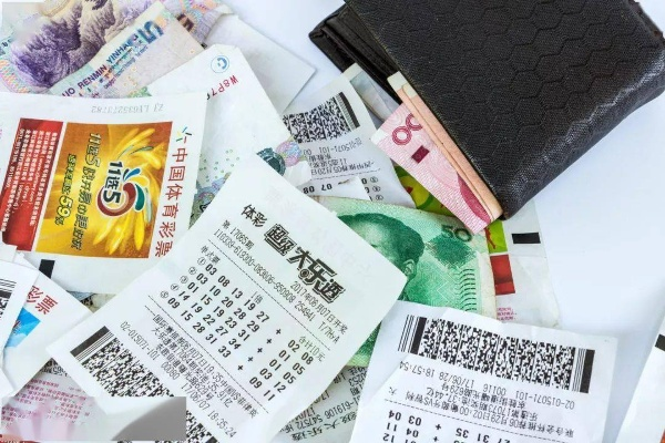 随礼送刮刮乐记账大爷懵了？揭秘一本彩票当红包的实战避坑指南