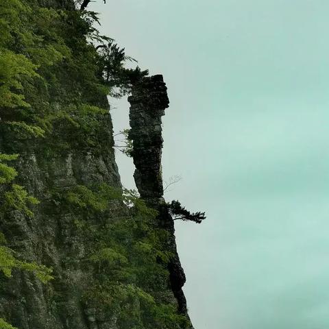 火炬之光2全职业毕业套装大全，最强搭配与隐藏掉落捷径