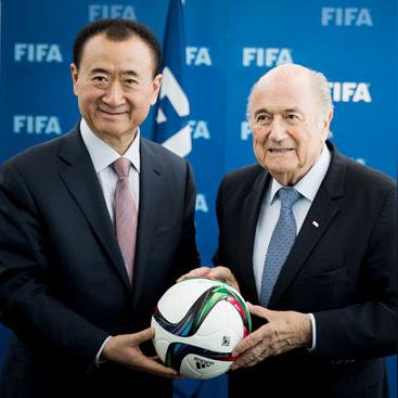 腾讯2026新游实测，AI开放世界社交玩法怎么玩才不亏？